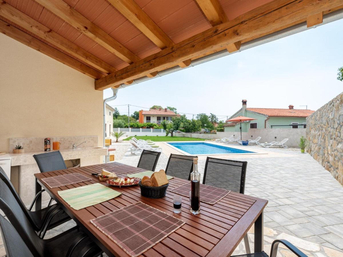 Tranquil Holiday Home In Labin With Private Swimming Pool Exterior foto